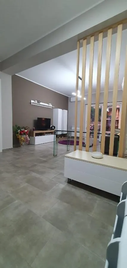 شقة Casa Glicine ميلاتسو إيطاليا